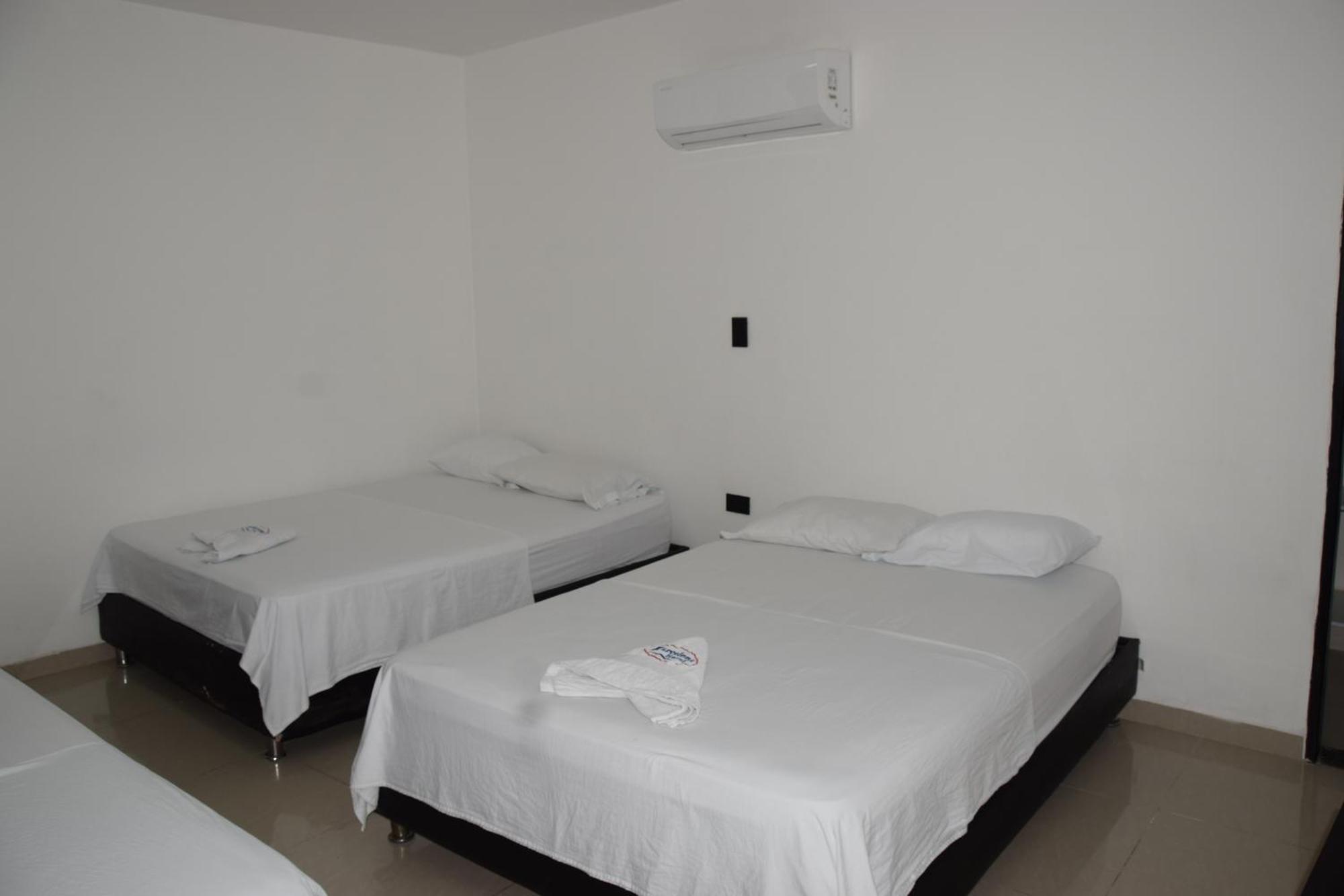 Hotel Barcelona Montería Kültér fotó