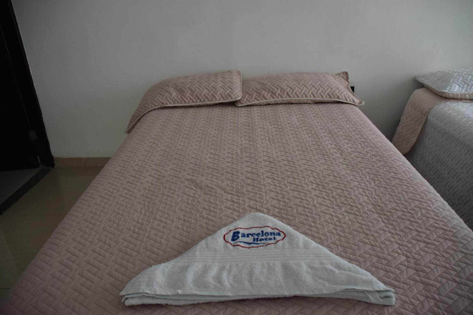 Hotel Barcelona Montería Kültér fotó