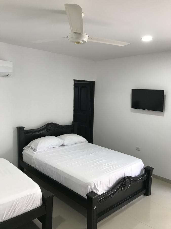 Hotel Barcelona Montería Kültér fotó